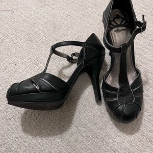 Black t strap heels